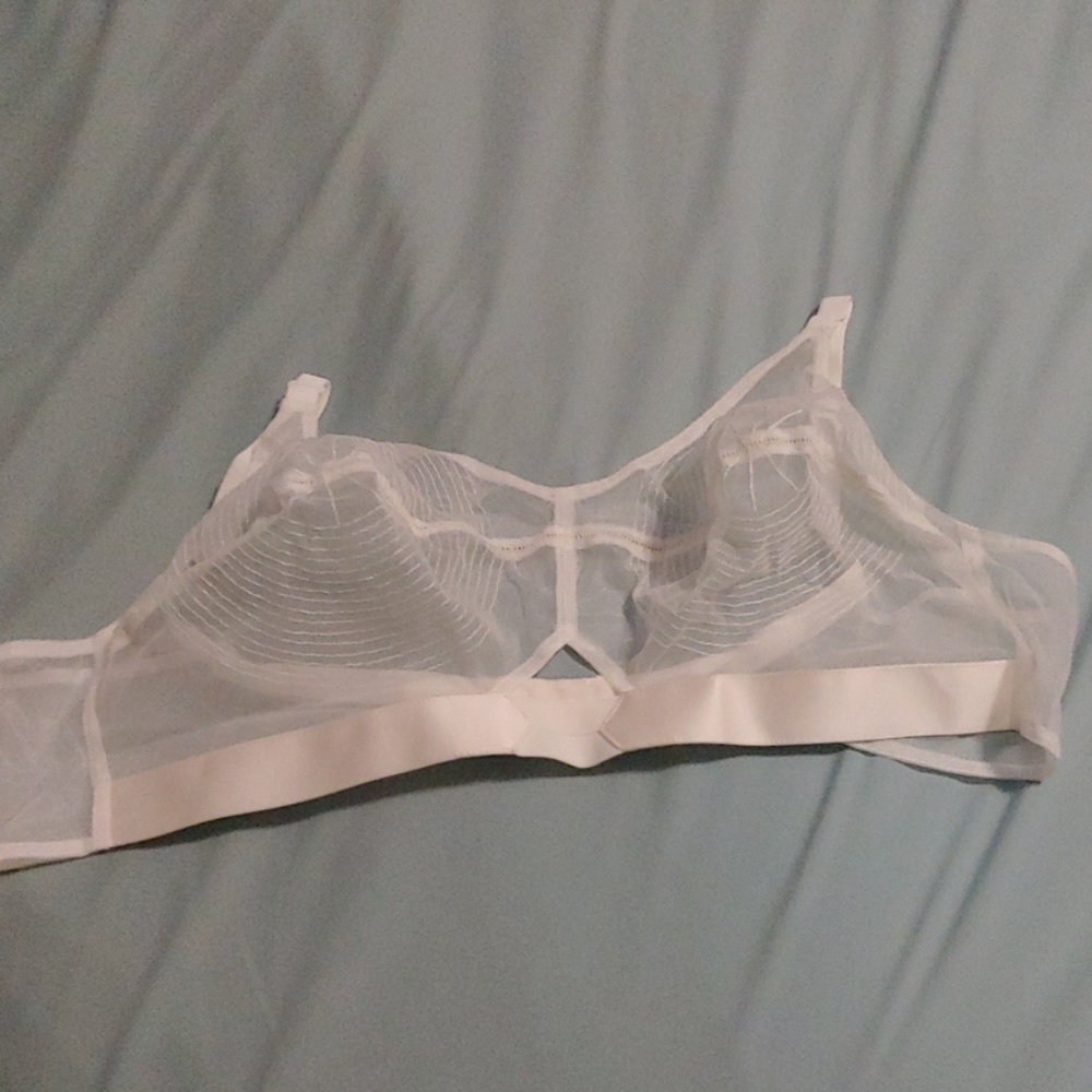 Vintage inspired bullet bra